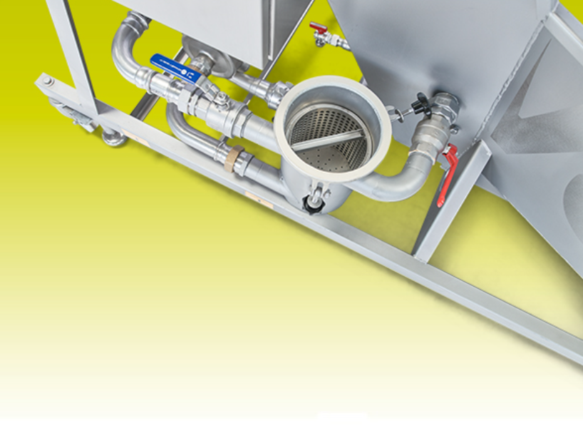 1477-00-000 Elevator i perač voća Voran SA 300 + mlin RM4