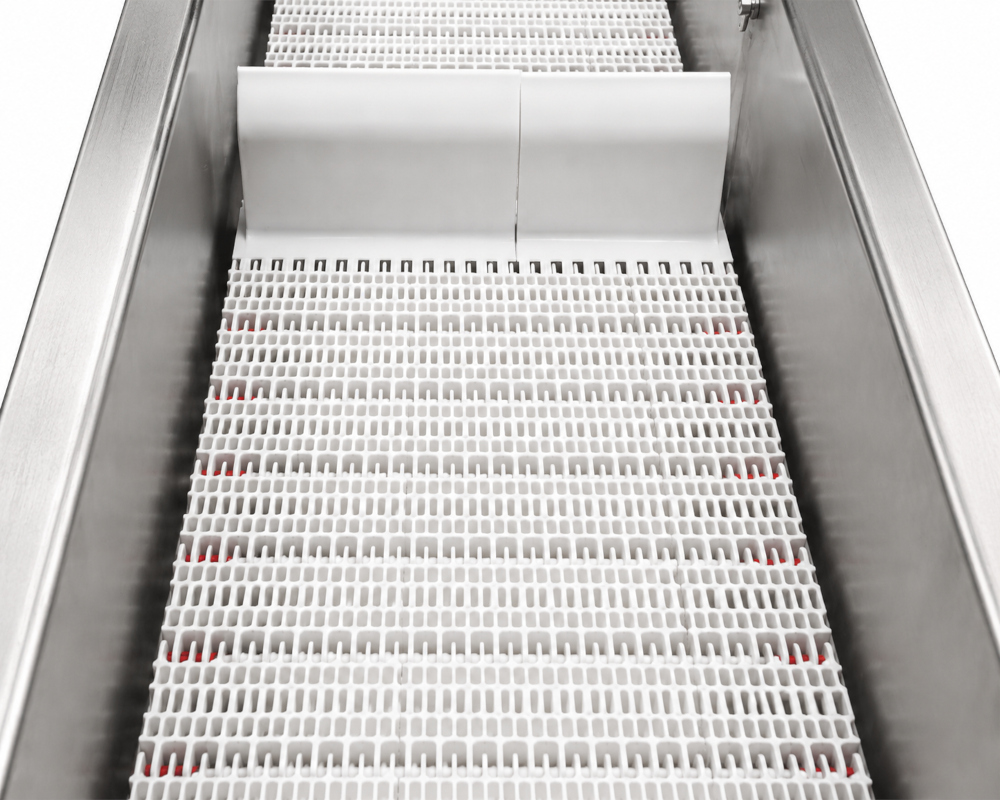 1469-00-001 Elevator i perač voća Voran SA 200 + mlin RM 2.2