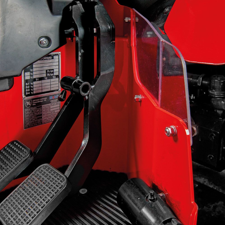 051A76000 Traktor Antonio Carraro SN 6800 Tora